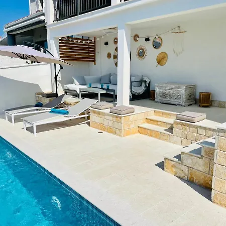 Lemony Apartman Maslinica